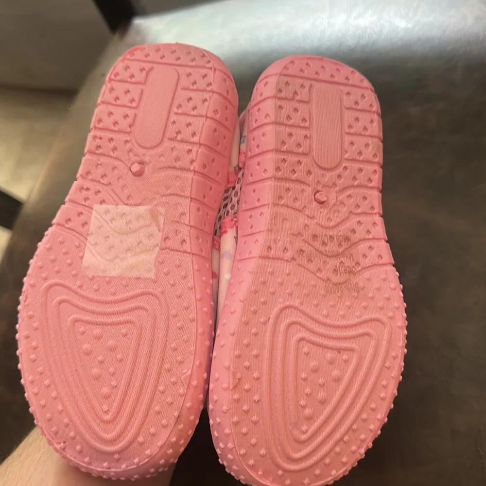 JOSMO PINK UNICORN WATER SHOES: NEW WITH TAGS: SIZE 10